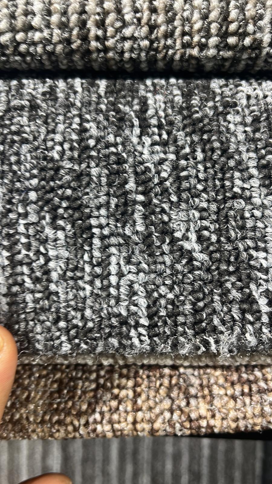 Halıfleks esnek halı sistemi, modern ve pratik kullanım sunar.